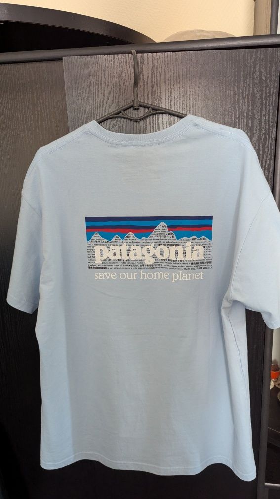 Новая футболка размер Л.