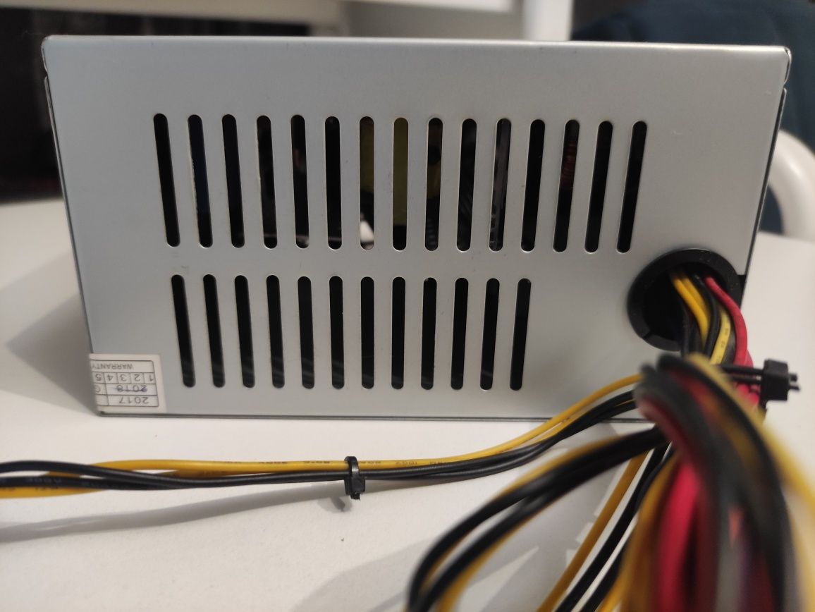 Zaliczacz komputerowy AKYGA 400W
