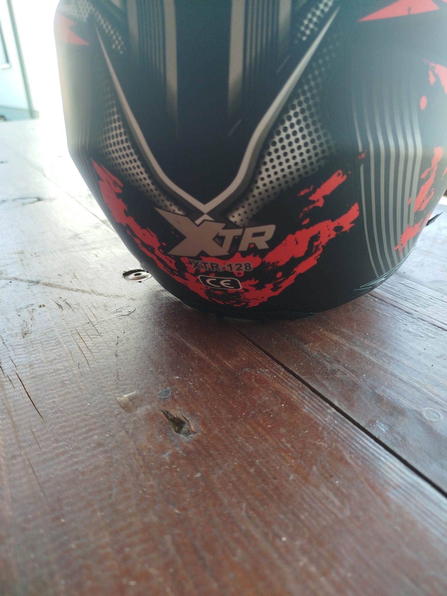 Kask motocyklowy XTR 128