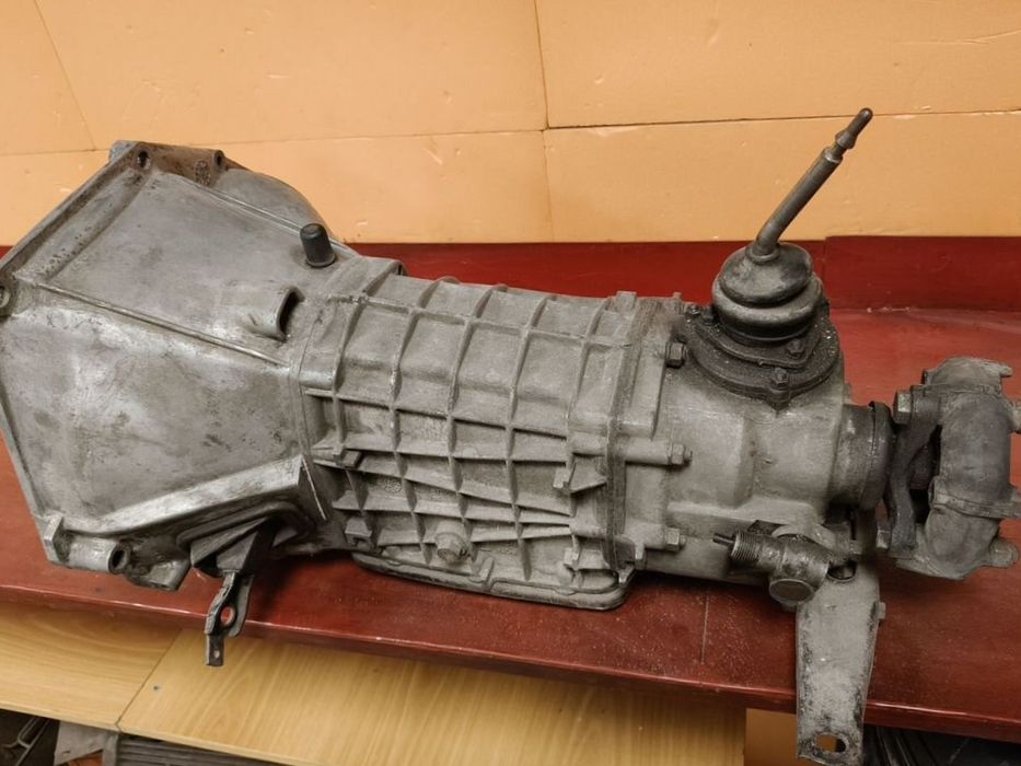 КПП коробка передач ВАЗ 2106 2107 5 ти ступка