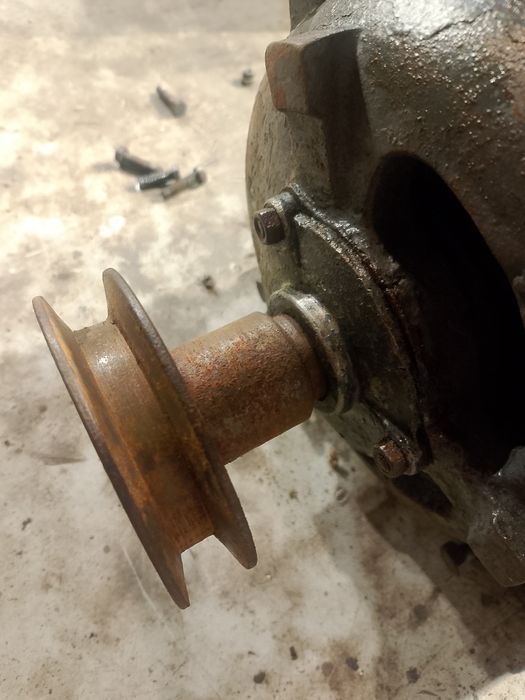 Продам електродвигун