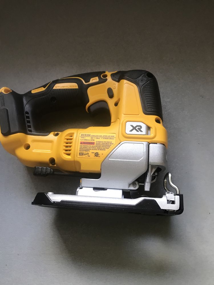 Лобзик DEWALT DCS 334 оригінал