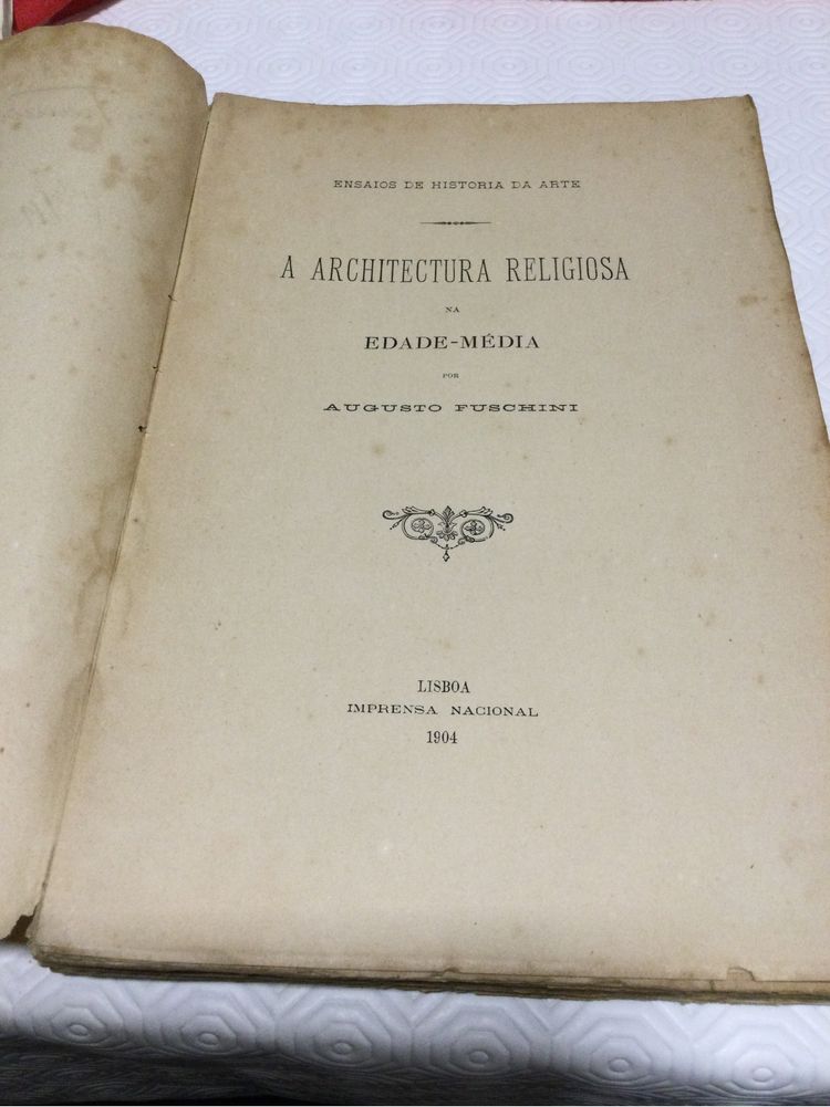 Edição 1904 Architectura religiosa na idade média   Augusto Fuschini.