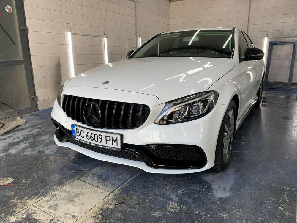 Бампер в сборе AMG C63 стиль для Mercedes C class W205