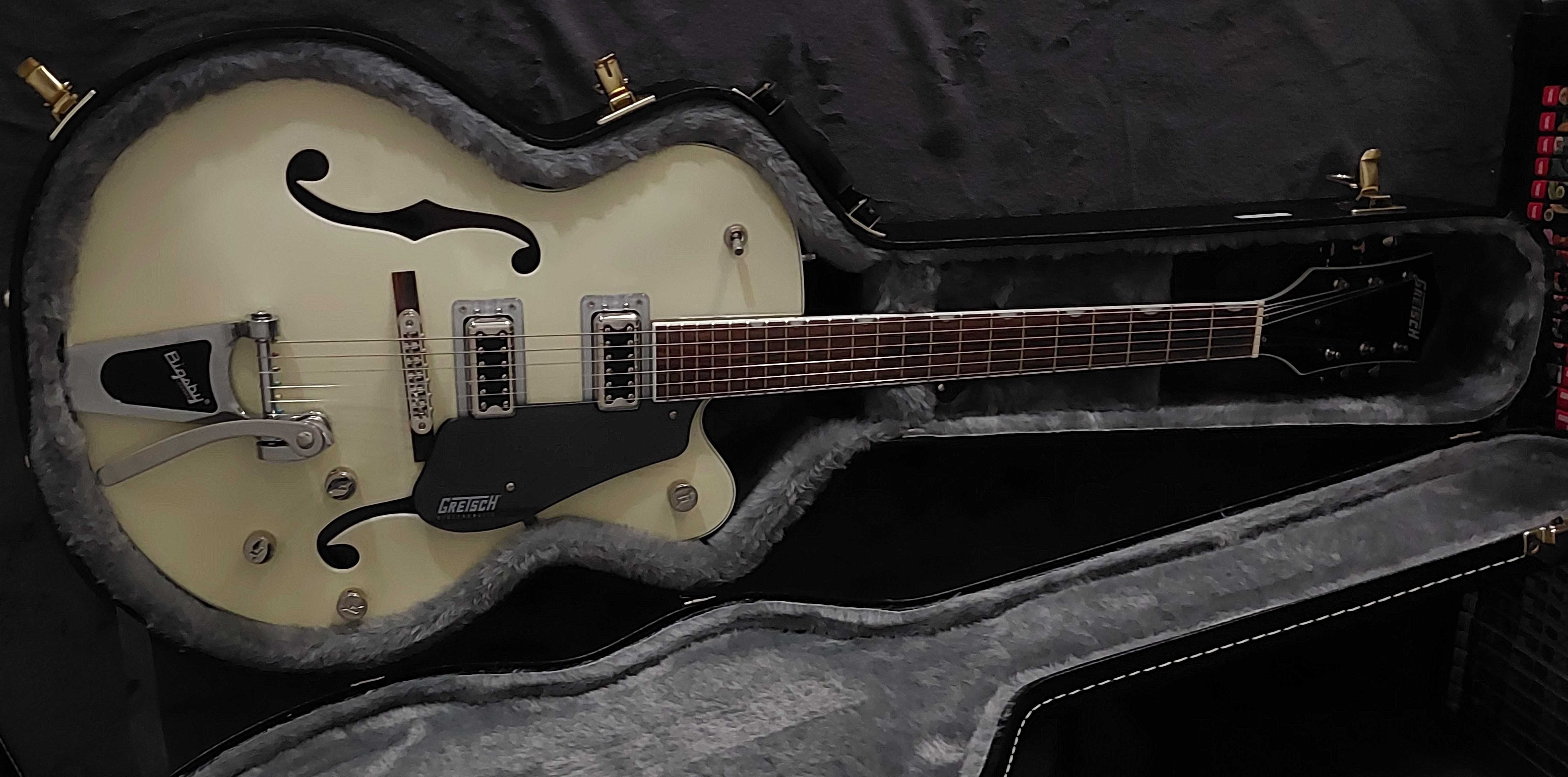 Gretsch G5420T + Gretsch HardShell Case