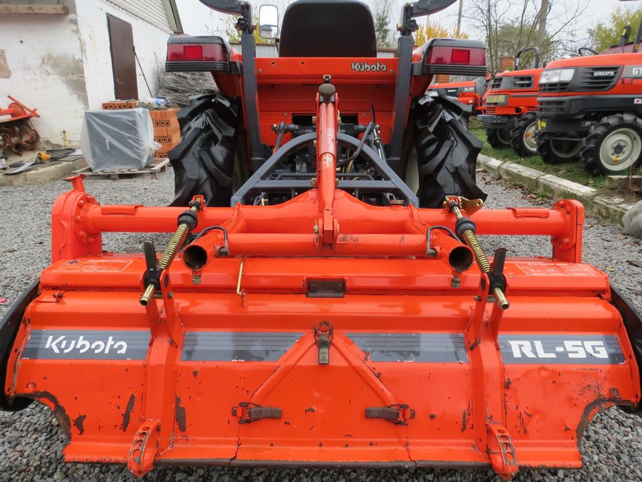 Трактор мінітрактор японський yanmar kubota