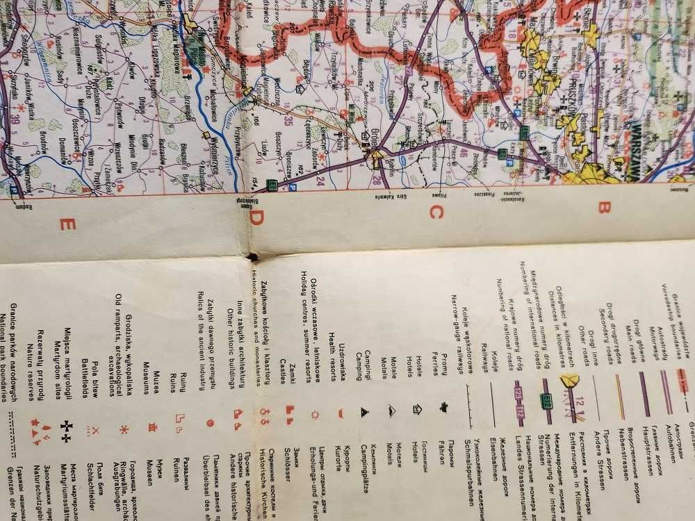 Zestaw 6 wojewódzkich map krajoznawczo samochodowych z roku 1989