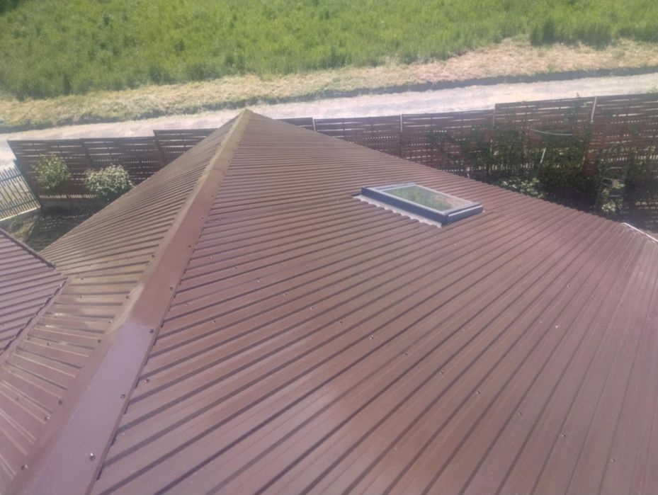 Malowanie dachów,mycie elewacji ,remont kominów, montaż podbitki oraz