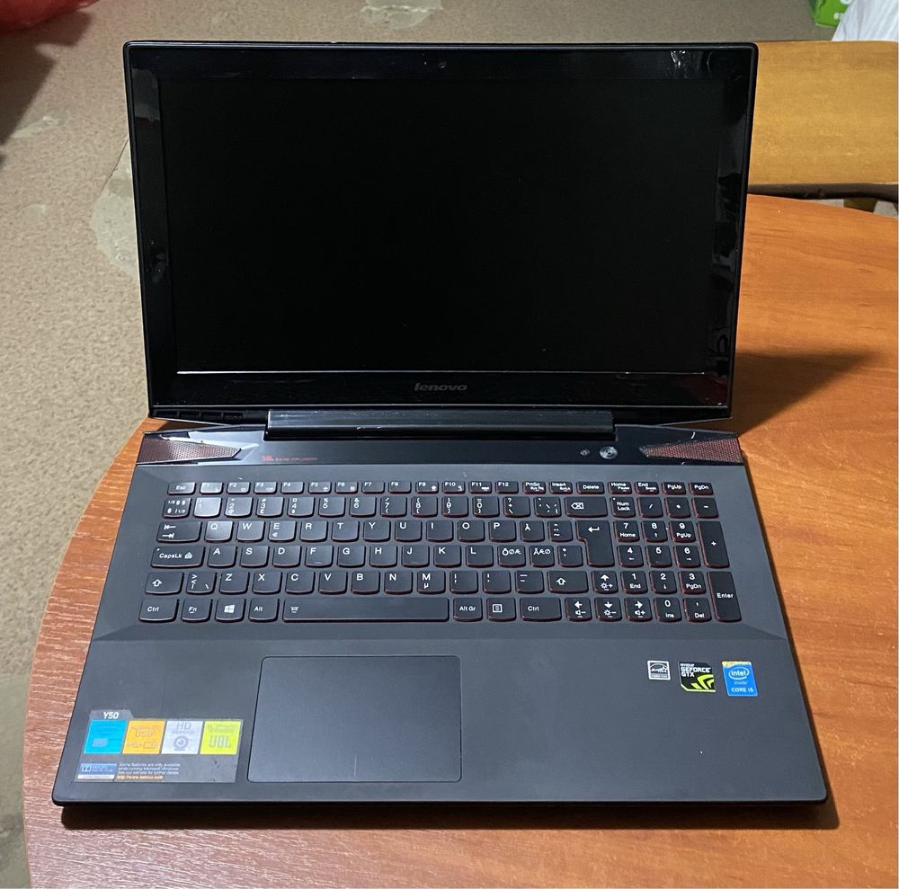 Lenovo Y50-70 15.6" 8GB RAM/240GB SSD/i5-4210H Nvidia 960 2GB! N2174