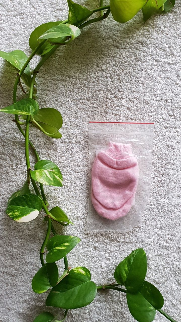 Rękawiczki dla niemowląt wyprawka body pajacyk śpiochy kaftanik