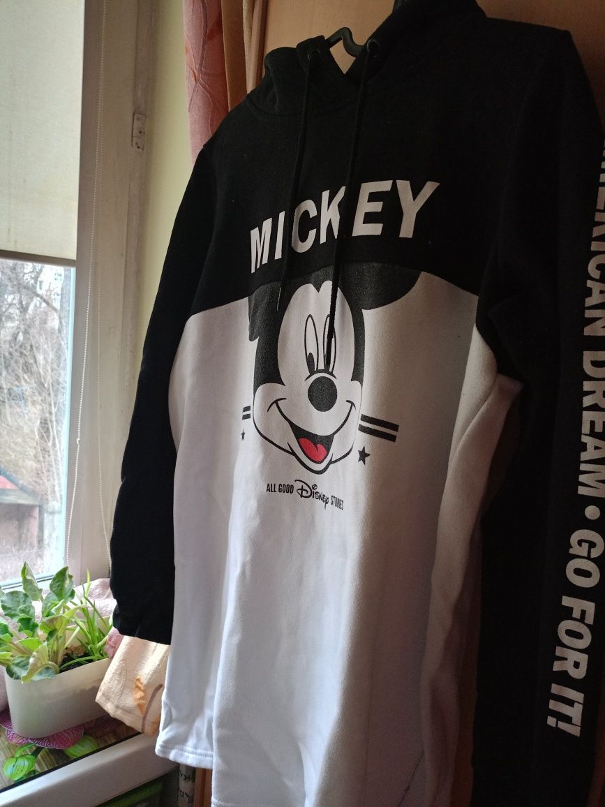Piękna bluza z Myszką Miki