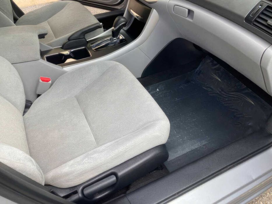 Honda Accord LX      2013