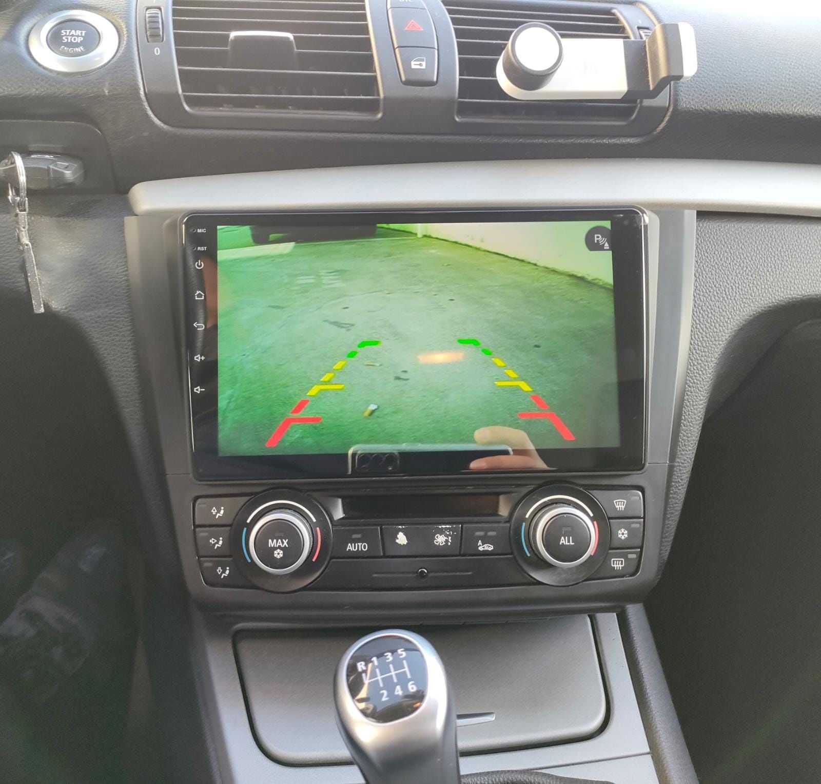 Auto Rádio BMW Série 1 E81, E82, E87, E88 GPS Bluetooth USB Carplay