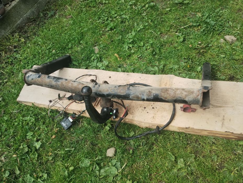 Продам фаркоп в хорошому стані до volkswagen b5 привезений з Європи