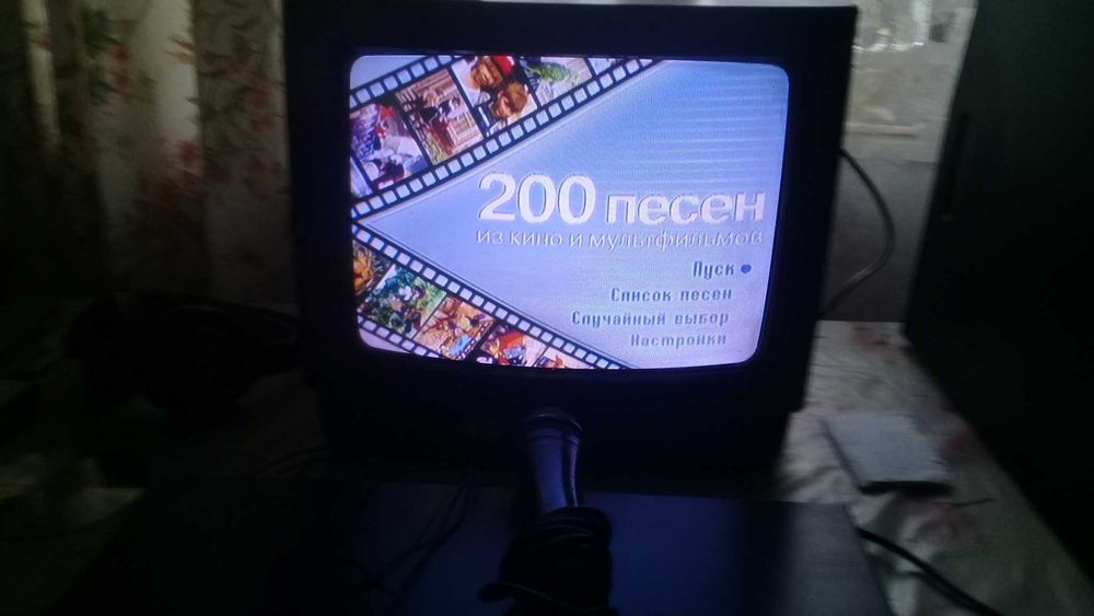 Продам dvd-магнітофон караоке