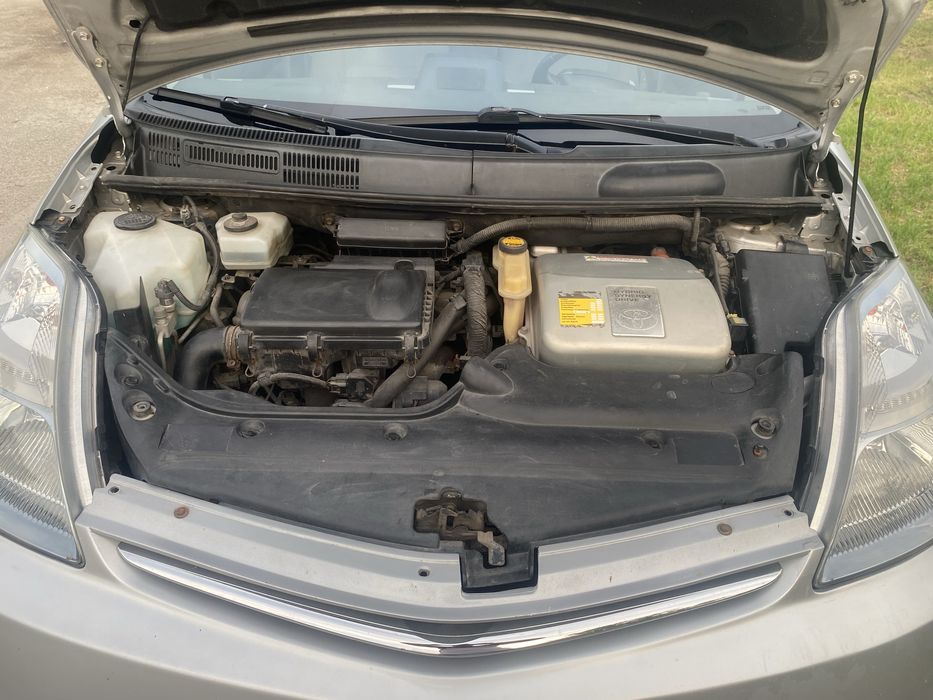 Продам Toyota Prius