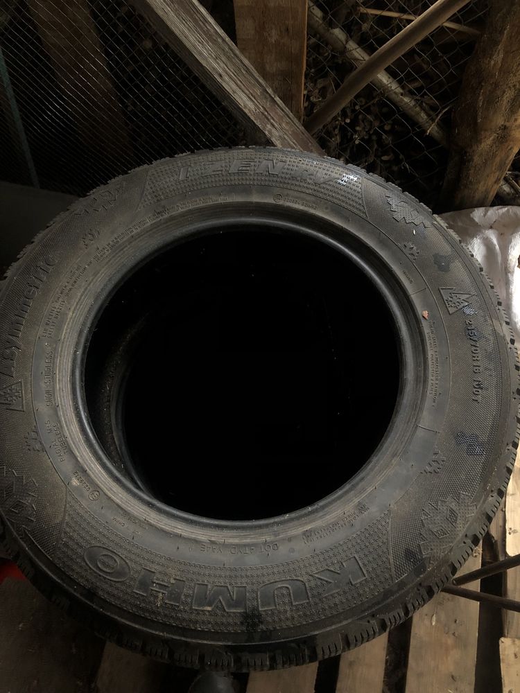 Резина гума 215/70 R16 зима