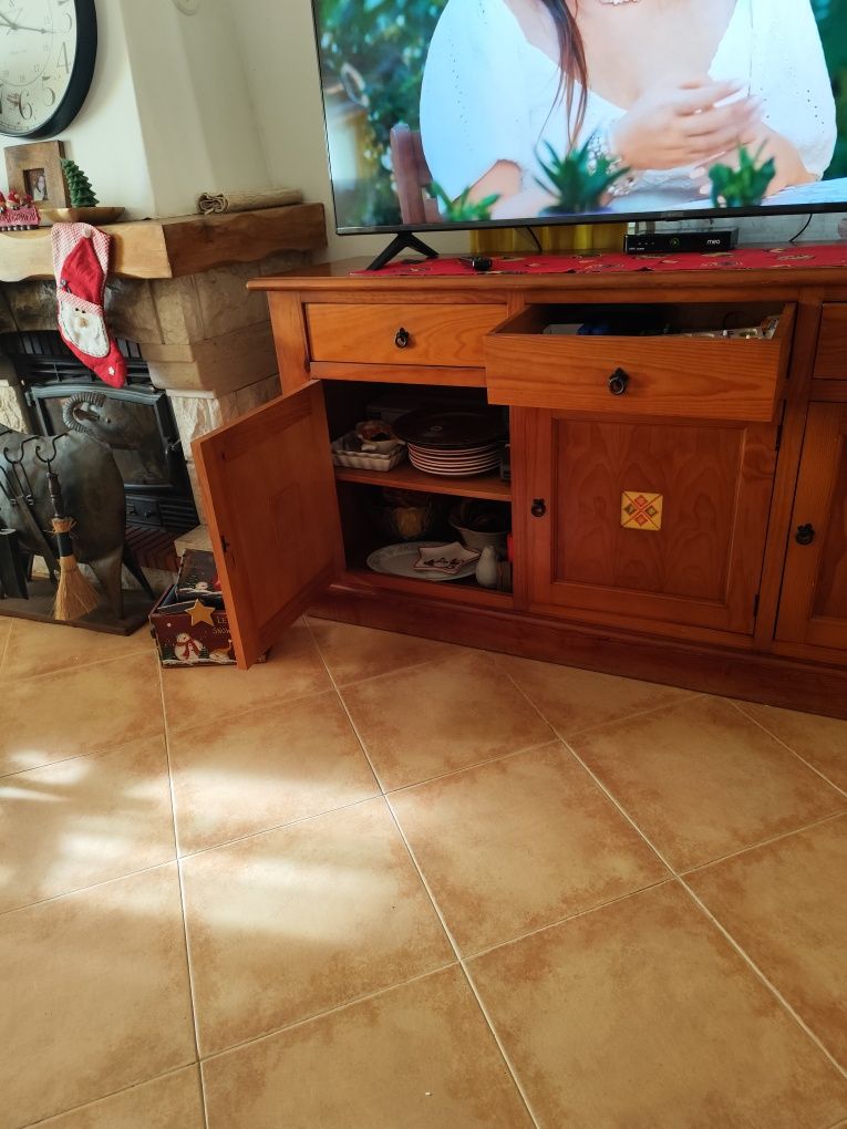 Aparador madeira maciça (estilo mexicano) c/ oferta conjunto garrafas
