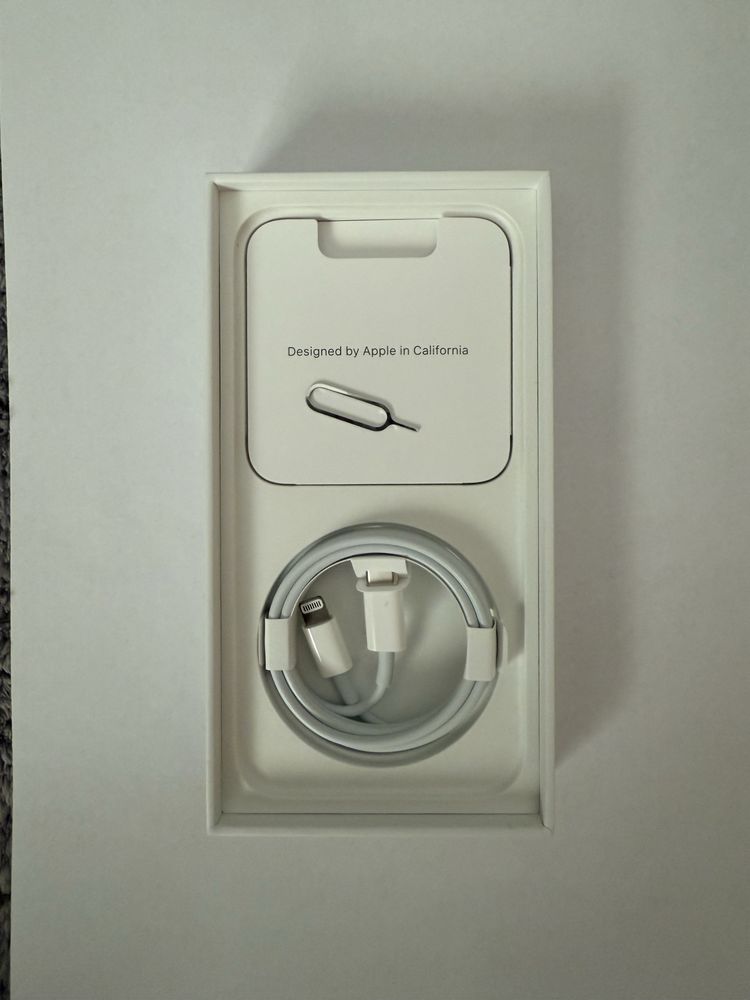 Iphone 14 fioletowy