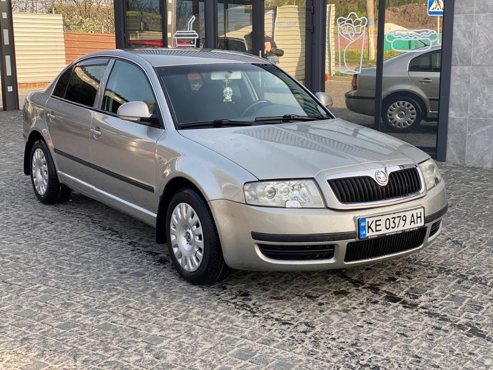 Срочно Skoda Superb 2008 1.8 газ/бензин