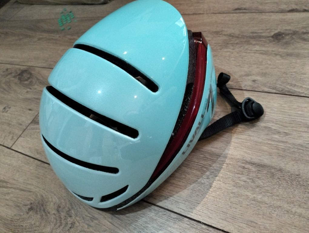 Kask rowerowy livall
