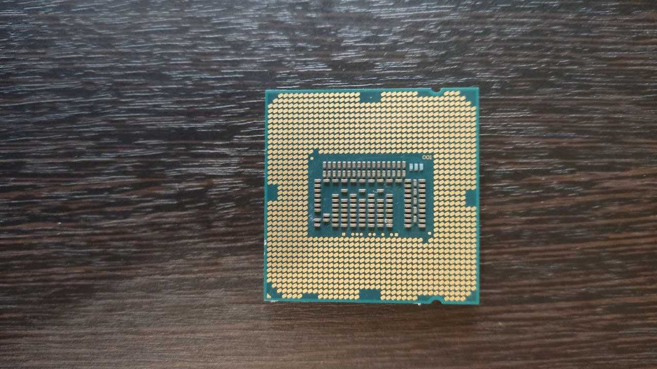 Комплект Gigabyte GA-H61M-DS2 (rev. 2.0) + Xeon e3 1220 v2