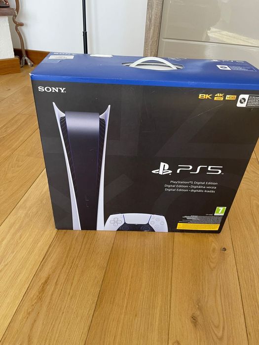 PlayStation 5 digital edition + 2 джойстика