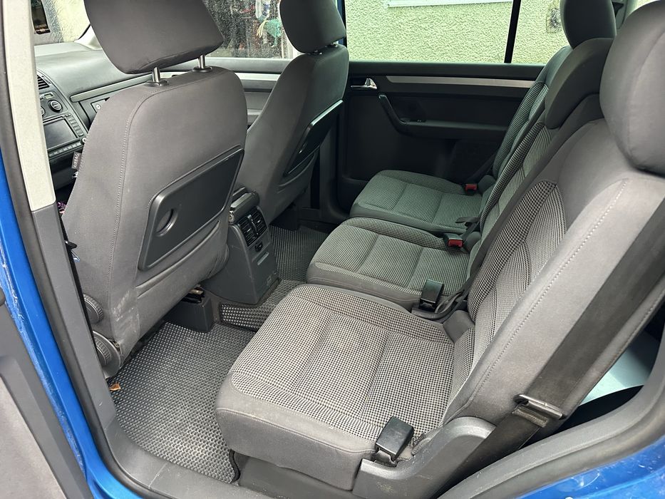 Продам сімейне авто.вкладень не потребує.