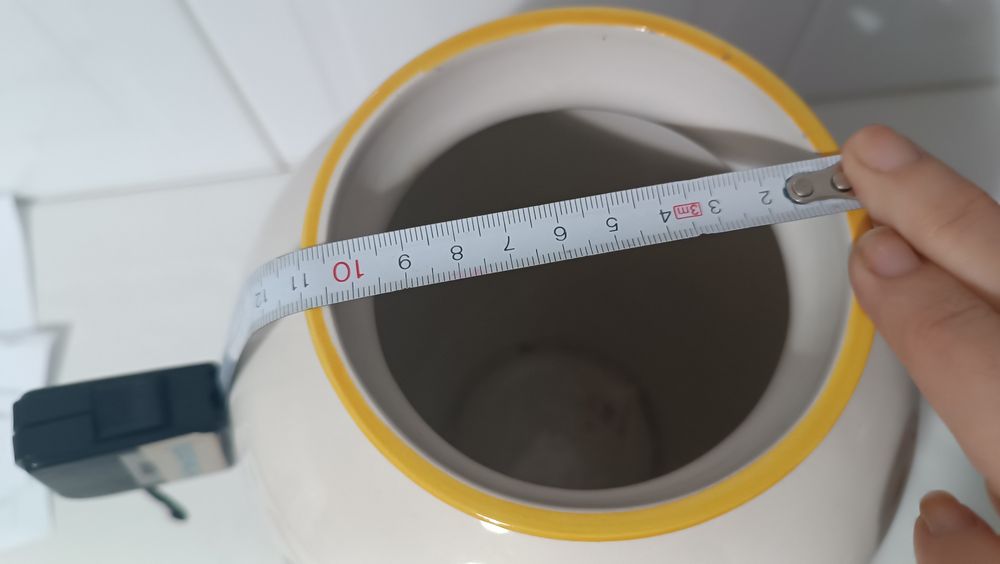 Pote grande Porcelana. Faria e Bento. Pintado a mão .