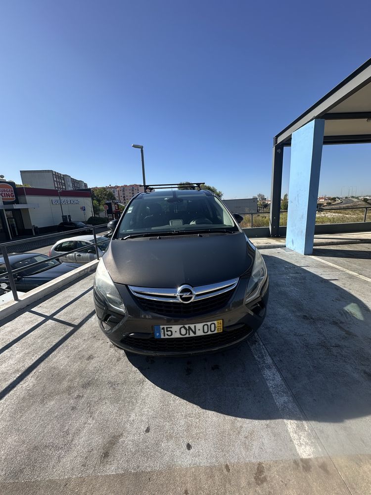 OPEL ZAFIRA 7 LUGARES 1.6 2014
