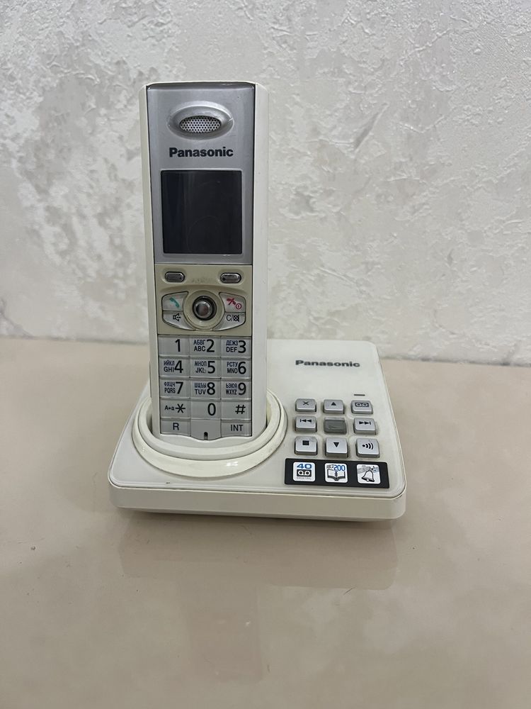 Радиотелефон Panasonic KX-TG8227