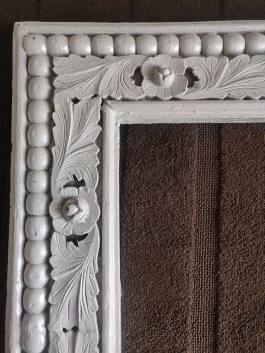 Moldura em Madeira antiga com 69×59 cm