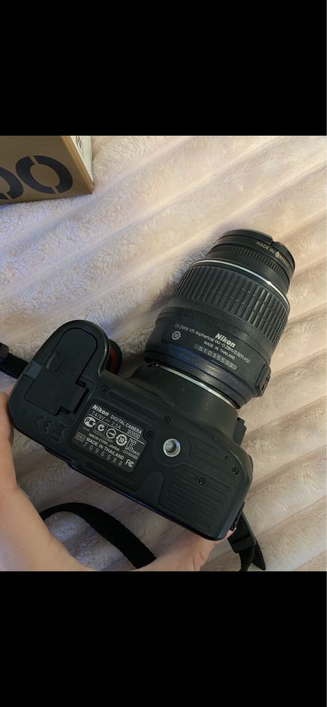 Nikon D3100 lustrzanka