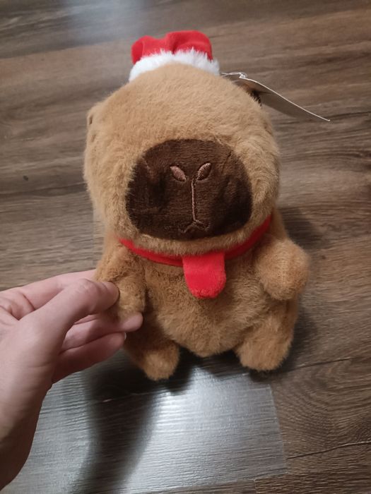 Капібара новорічна,нова.