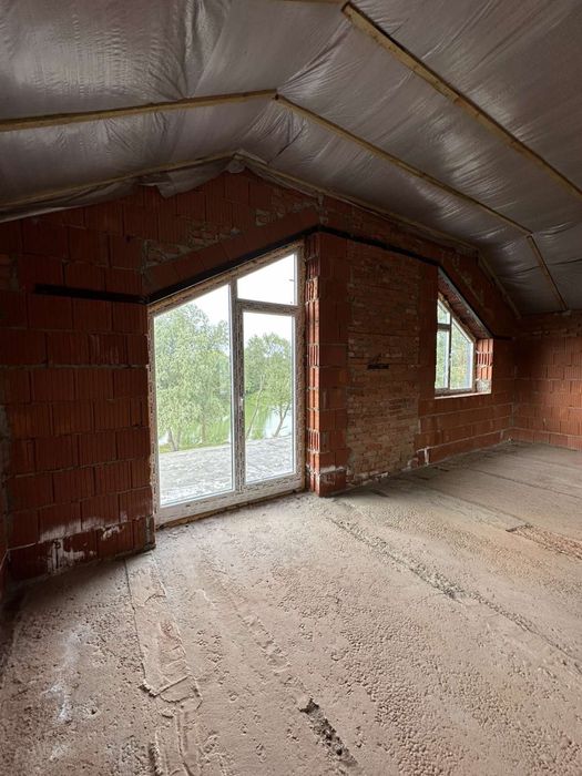 Стильний котедж на березі озера, 5 хв. від Бучанського парку