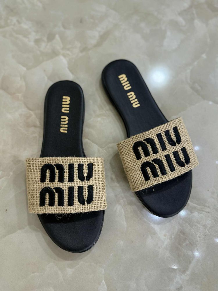 Klapki Miu Miu 38