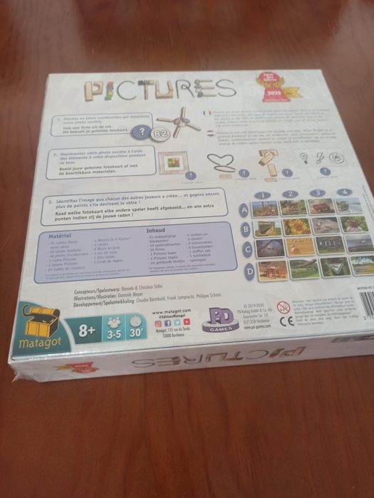 Jogo de tabuleiro Pictures NOVO SELADO