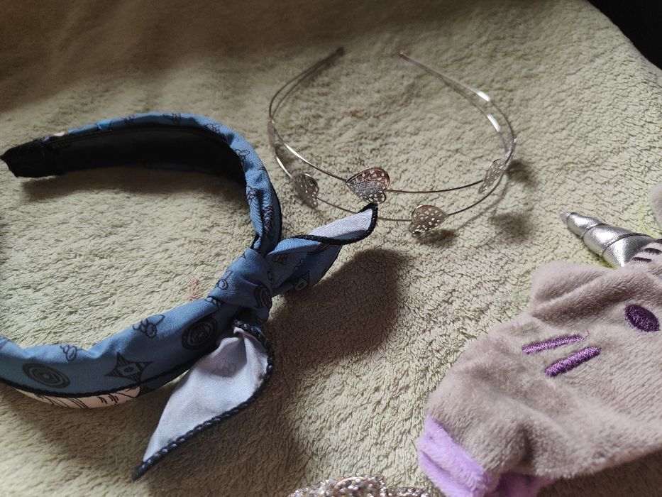 Opaski Pusheen gumki spinki