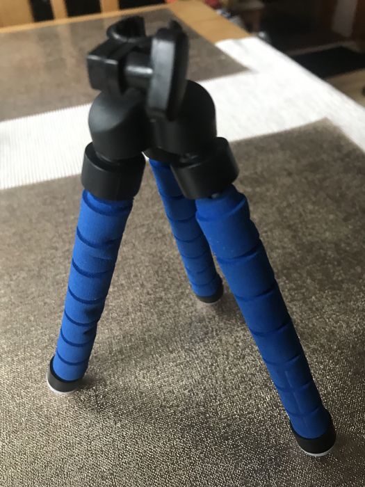 Elastyczny statyw tripod octopus kamerka telefon 1/4 niebieski.