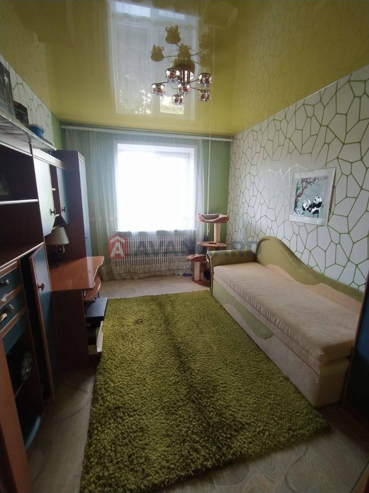 Продам 2-кімнатну квартиру на Лівому березі, 10-й мкр
