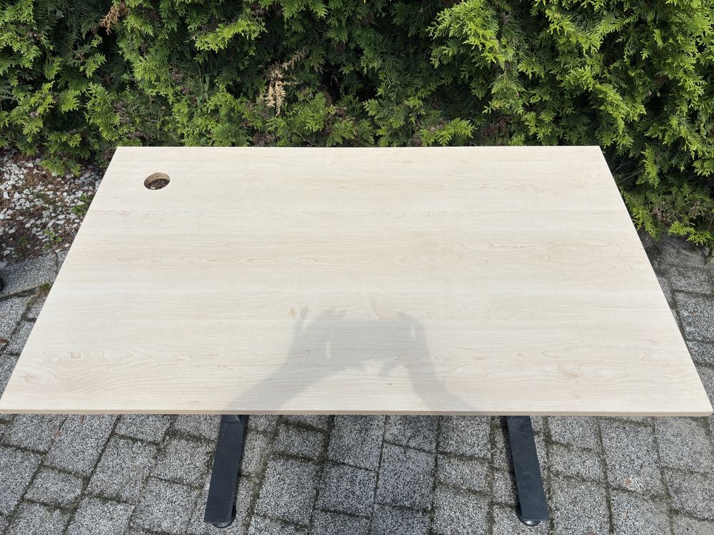 Brązowe biurko 120cm x 70xm