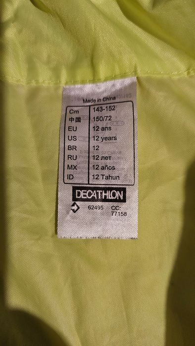 Kurta przeciwdeszczowa rowerowa z Decathlon