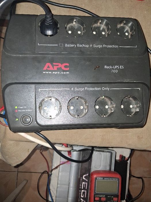 Безперебійник живлення Back-UPS ES