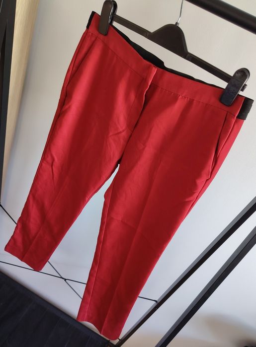 Nowe czerwone spodnie damskie cygaretki L/XL