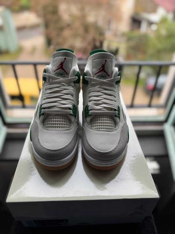 Jordan 4 Retro SB Pine Green R.41