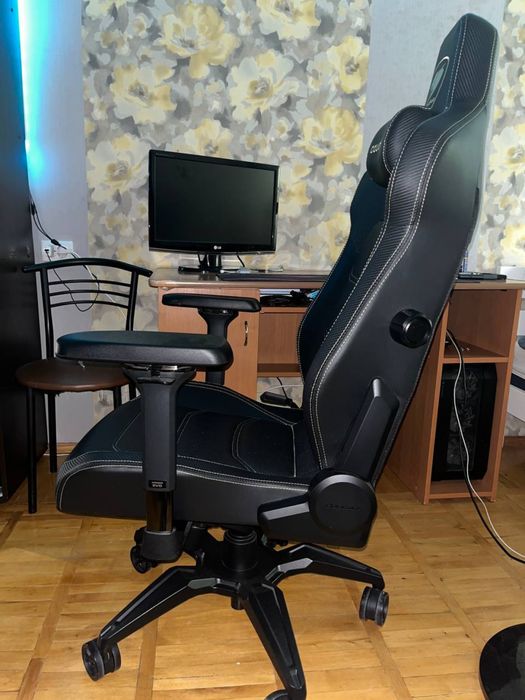 Крісло геймерське Cougar Armor EVO Royal Black