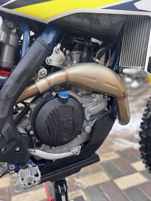 Продам мотоцикл (Кросс) Husqvarna fc450 2019