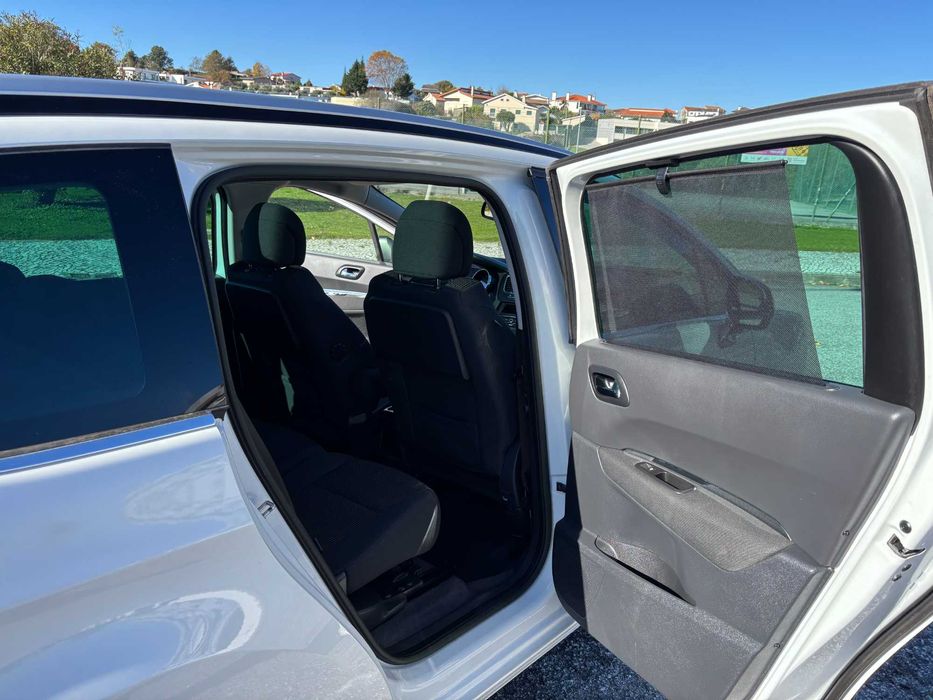 Peugeot 5008 Allure 1.6 full Extras 7 lug Nacional 65700km