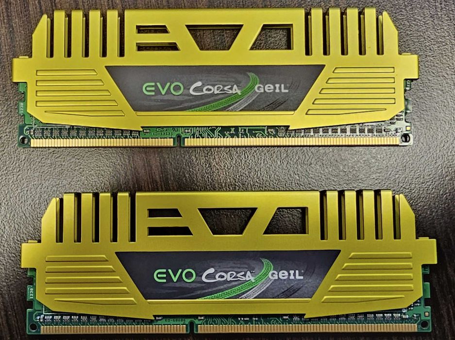 Pamięć GeIL Evo Corsa, DDR3, 16 GB, 1333MHz, CL9 (GOC316GB1333C9DC)