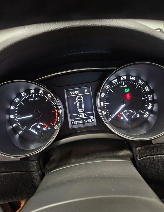 Skoda Superb 2,0 TDI Elegance DSG